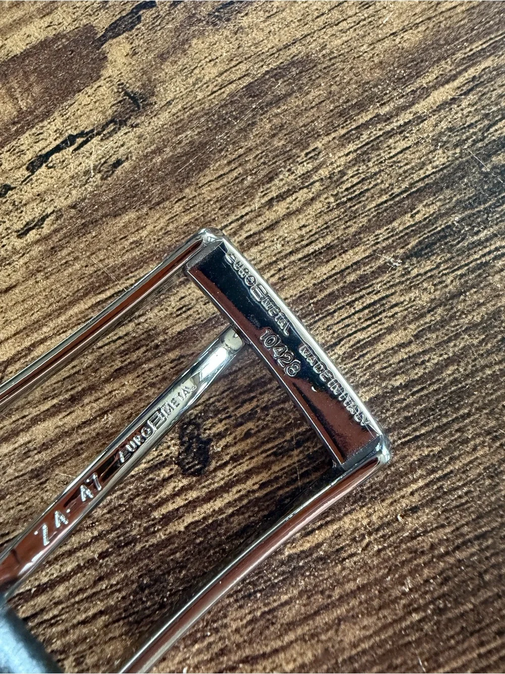 Source Unknown Black Leather Belt with Silver Buckle